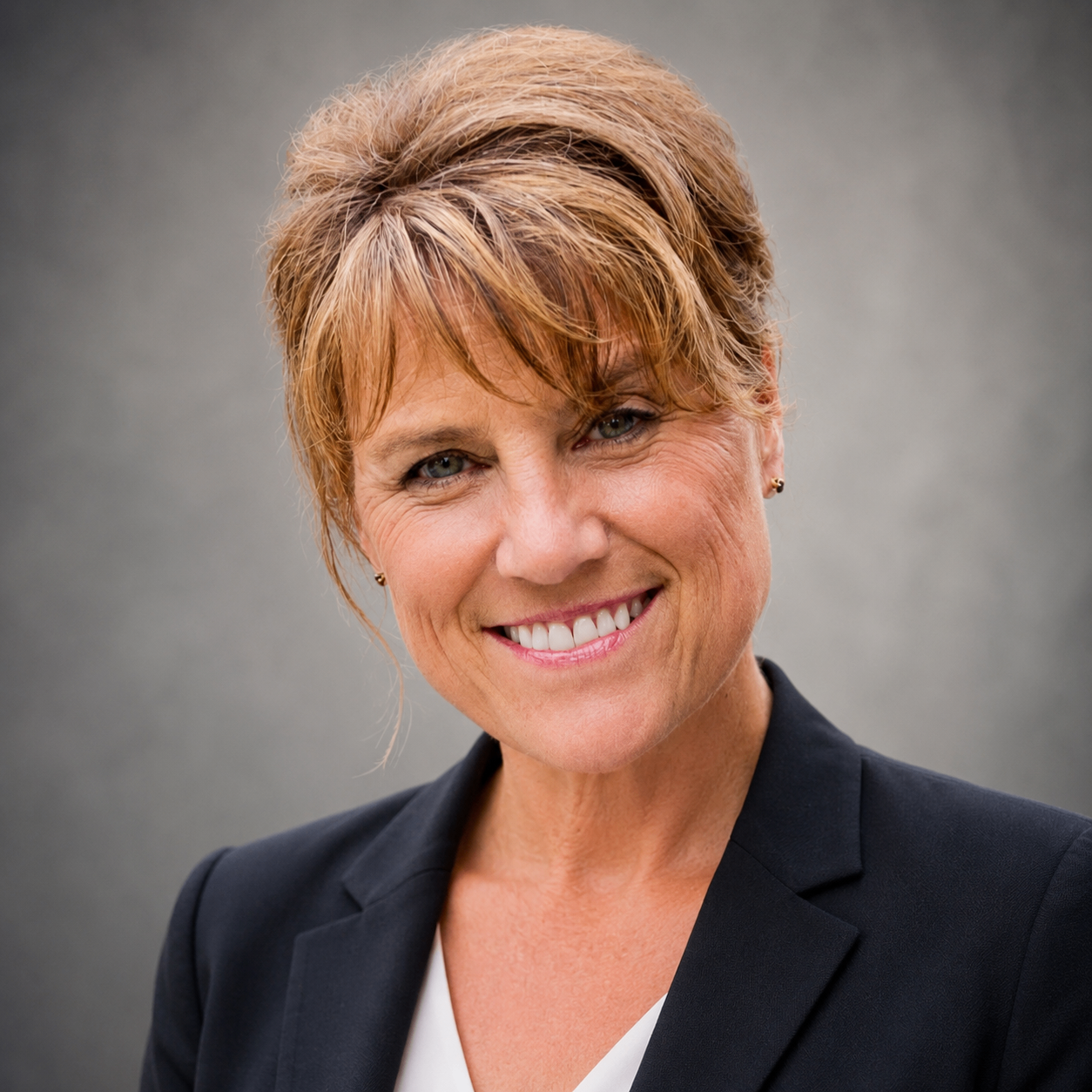 Portrait of Leslie Maclellan